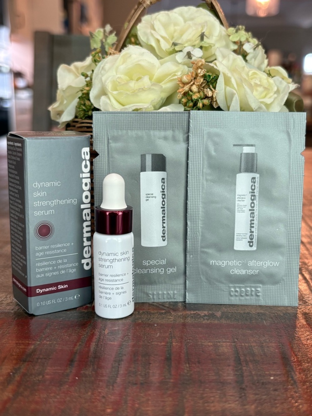NEW Dermalogica DYNAMIC SKIN Strengthening SERUM Mini + **BONUS** Samples!